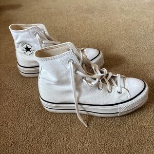 Converse Platform Hightops